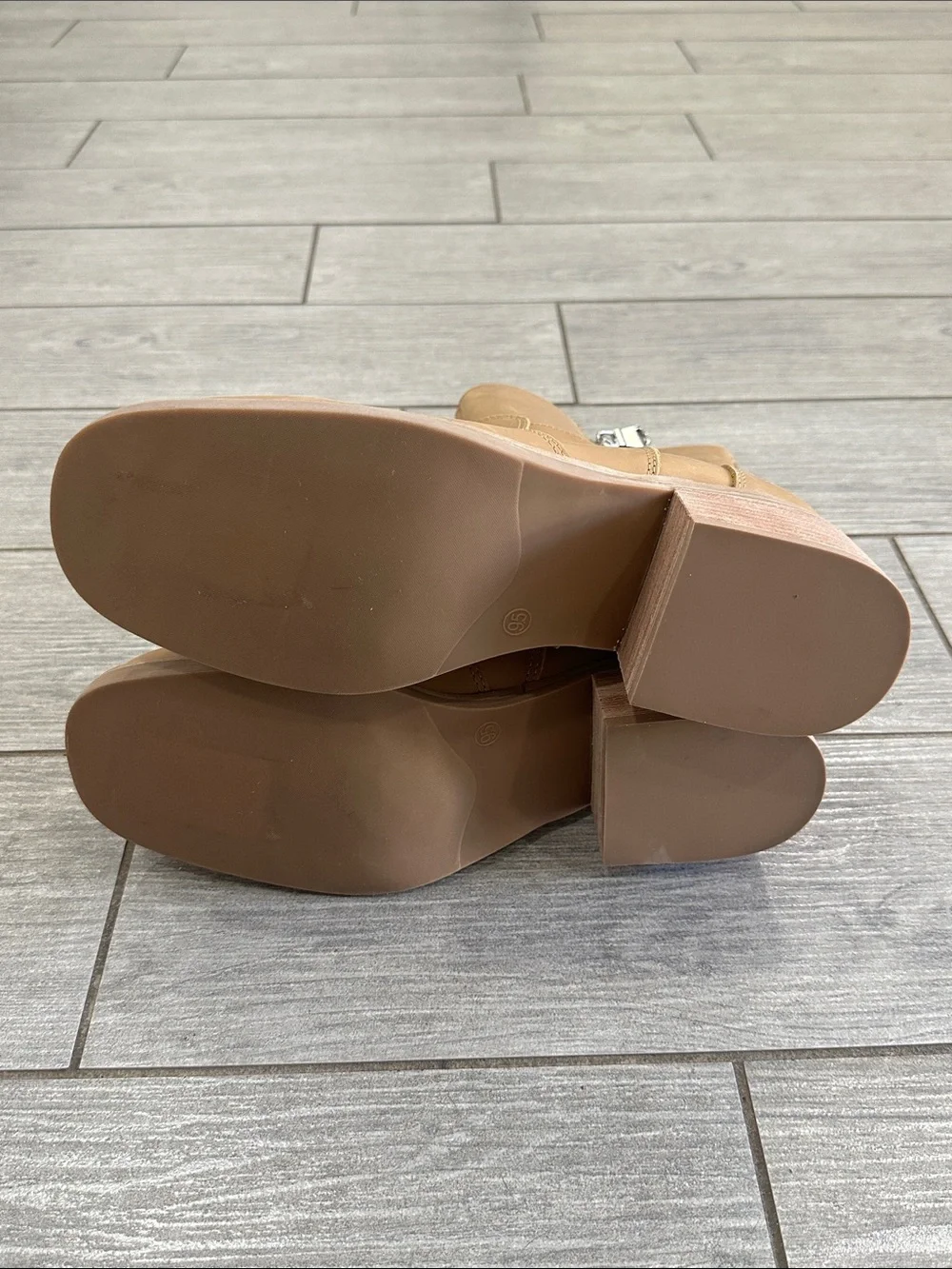 Blondo Carmine Waterproof Leather Booties New!